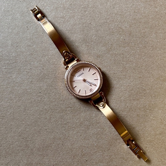 Fossil Women's Rose Gold Bangle Watch - Picture 2 of 13